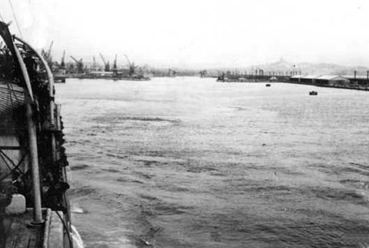 Le "Commandant DORISE" quitte le port de Marseille le 22 juin 1940