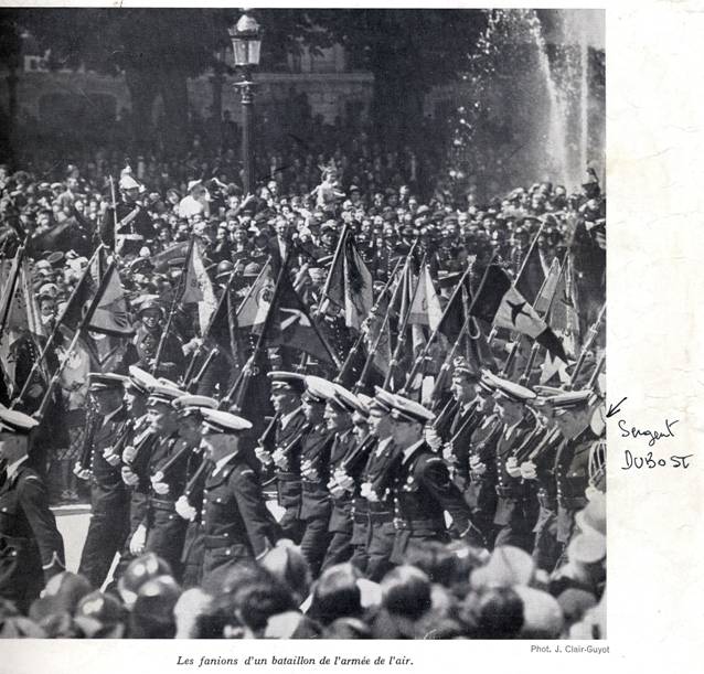 14 juillet 1939 - Dlil sur les Champs Elyses 