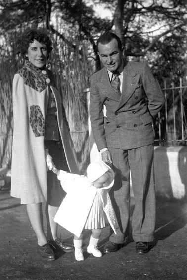 1942 - Julienne, Joseph et Marie-Thérèse BIBERT