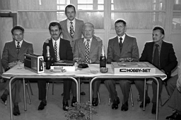 Mine de Mairy 1978a 15.jpg: Mine de Mairy - Départs en retraite Pettazzoni, Pacini, Thomas, Wisniewski, Flenghi - Girod