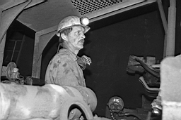 Mine de Mairy 1979_06 06.jpg: Mine de Mairy - Départ en retraite de Binot Marco