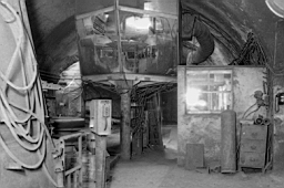 Mine de Mairy 1980_05a 06.jpg: Mine de Mairy - Le culbuteur - Di Lucca, chef de roulage